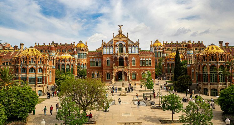 Hospital de la Santa Creu I Sant Pau - Revista CLAVE! Bienes Raíces Ecuador